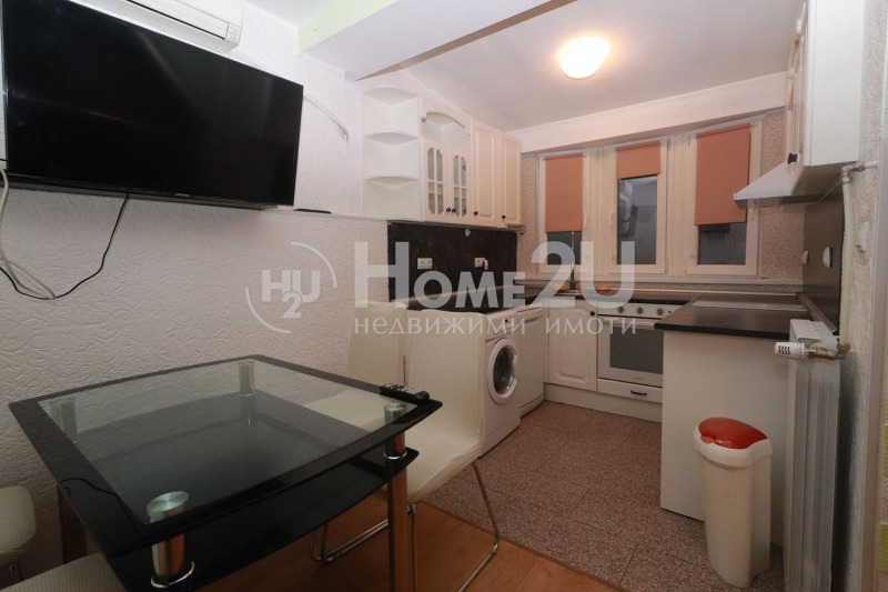 Продава 2-СТАЕН, гр. София, Полигона, снимка 3 - Апартаменти - 53020022