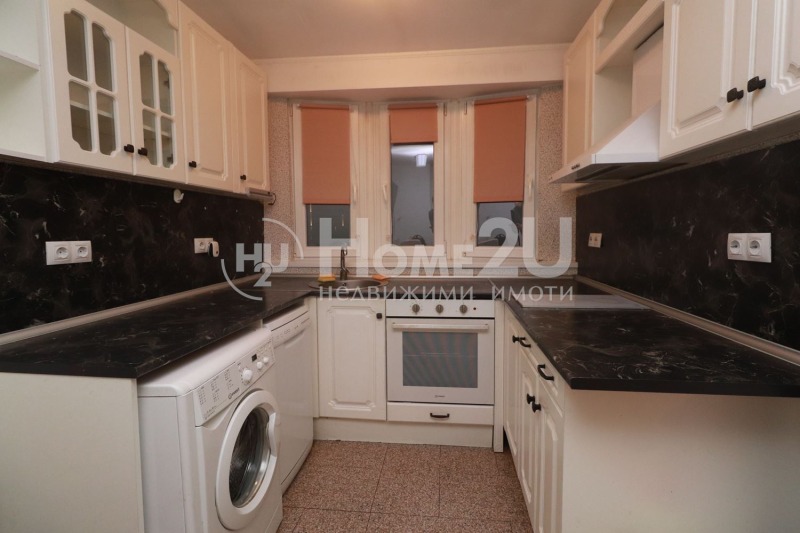 Продава 2-СТАЕН, гр. София, Полигона, снимка 2 - Апартаменти - 53020022