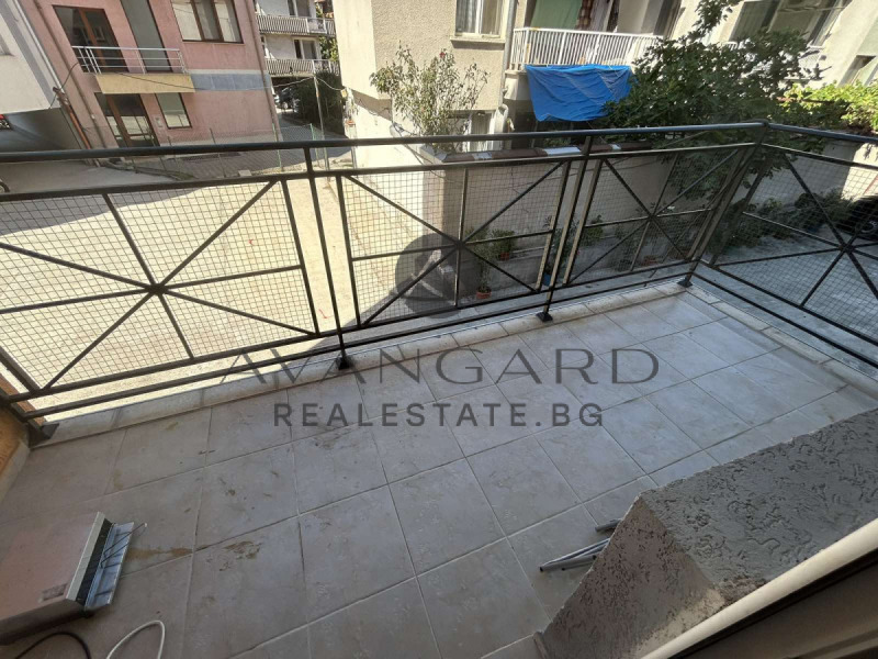 Te koop  2 slaapkamers Plovdiv , Tsentar , 100 m² | 60868521 - afbeelding [5]