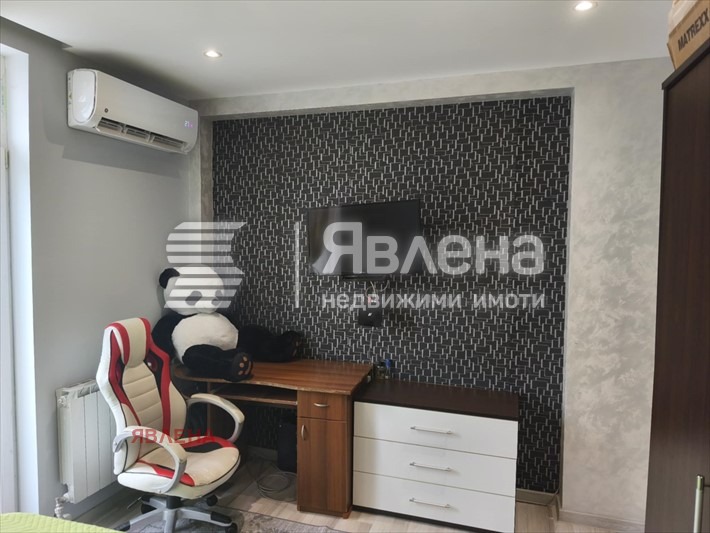 Продава ЕТАЖ ОТ КЪЩА, гр. Божурище, област София област, снимка 5 - Етаж от къща - 53080548