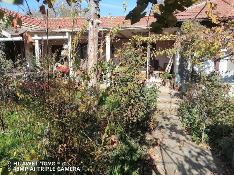 Продава КЪЩА, с. Борисово, област Русе, снимка 4 - Къщи - 52780182