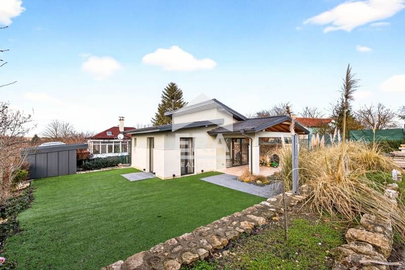 Продава КЪЩА, с. Куманово, област Варна