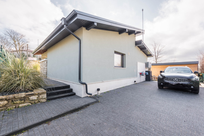 Продава КЪЩА, с. Куманово, област Варна, снимка 15 - Къщи - 53326474