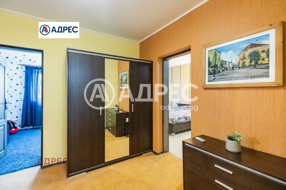 Продава КЪЩА, с. Аврен, област Варна, снимка 16 - Къщи - 55432435