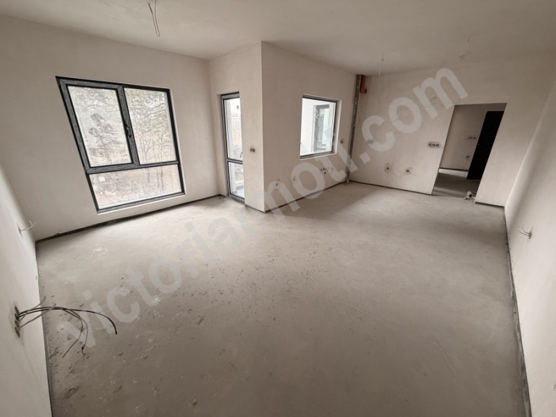 Продава 3-СТАЕН в град Велико Търново, Бузлуджа - 92 кв.м / 123 200 € » 240 958.26 лв., ВИКТОРИЯ ИМОТИ ЕООД