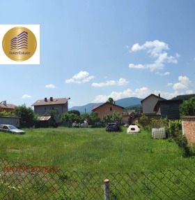 Продажба на имоти в с. Долно Камарци, област София - изображение 13 