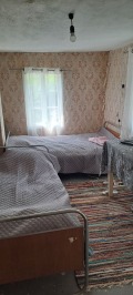 Продава КЪЩА, област Перник, с. Стайчовци • 35000 € • 48242085 — Holmes.bg