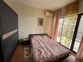 2 bedroom k.k. Zlatni pyasatsi, Varna 9