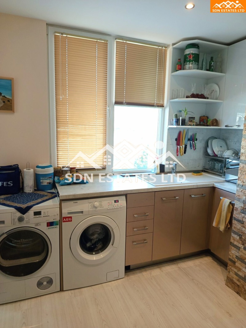 Продава  2-стаен област Стара Загора , гр. Казанлък , 76 кв.м | 67462431