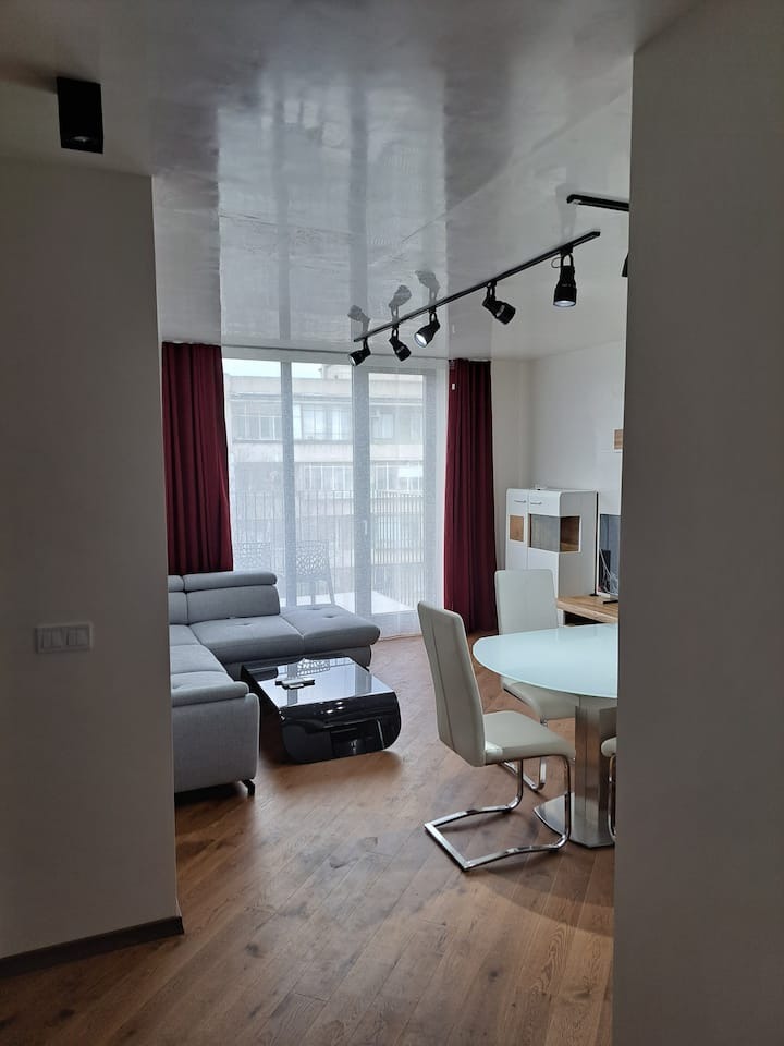 Продава 3-СТАЕН, гр. Варна, Център, снимка 9 - Апартаменти - 54241486