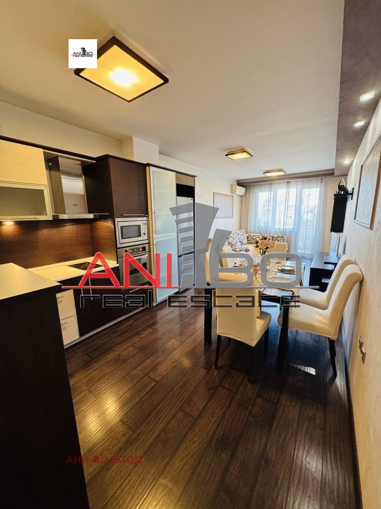 Продава 3-СТАЕН, град Варна, Конфуто • 278700 € / 545089.82 лв. • 92765166 1