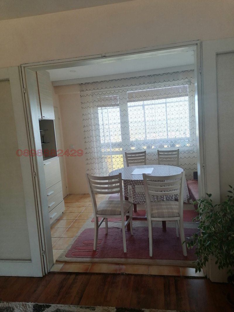 Продава 4-СТАЕН, гр. Разград, Житница, снимка 3 - Апартаменти - 53450566