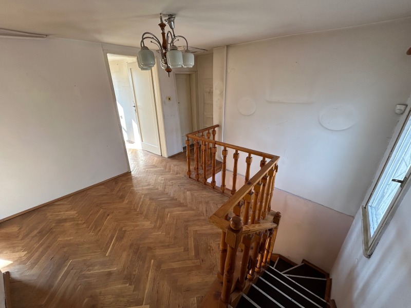 Продава 4-СТАЕН, гр. София, Център, снимка 10 - Апартаменти - 52550250