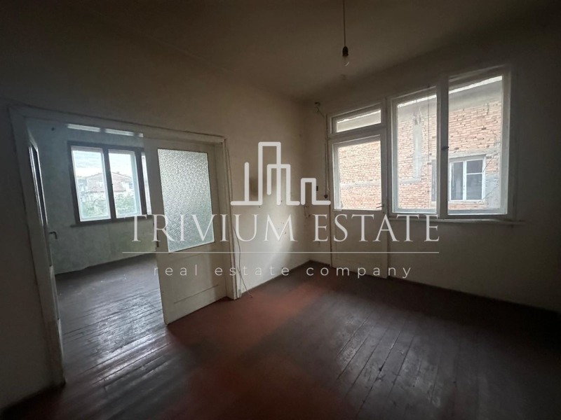 Продава ЕТАЖ ОТ КЪЩА, гр. Пловдив, Каменица 1, снимка 4 - Етаж от къща - 53087575