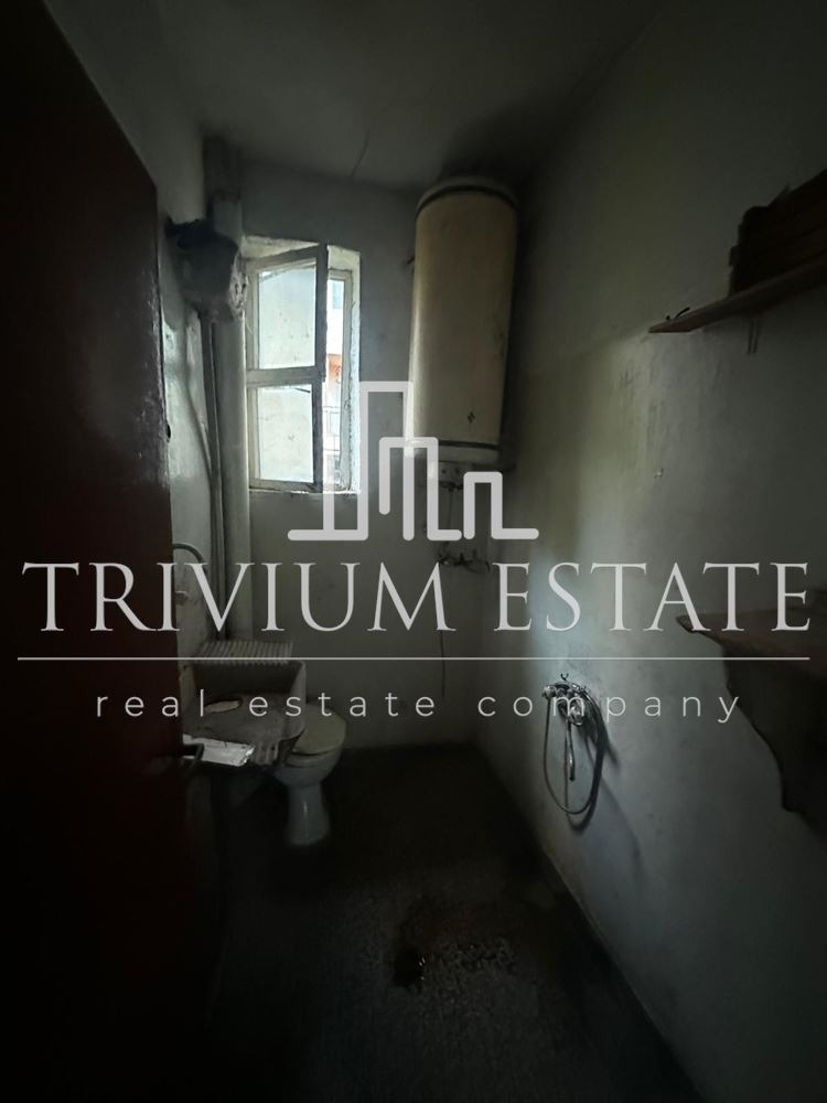 Продава ЕТАЖ ОТ КЪЩА, гр. Пловдив, Каменица 1, снимка 7 - Етаж от къща - 53087575