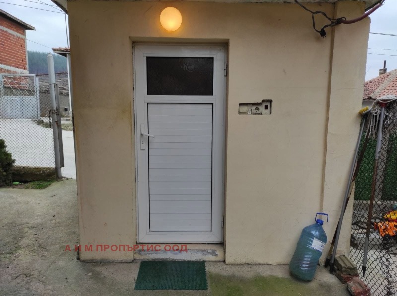 Продава КЪЩА, с. Крупник, област Благоевград, снимка 10 - Къщи - 53110912