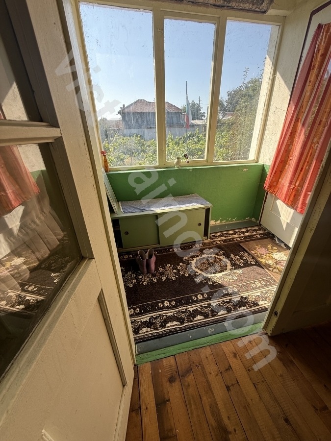 Продава КЪЩА, с. Куцина, област Велико Търново, снимка 13 - Къщи - 55637195
