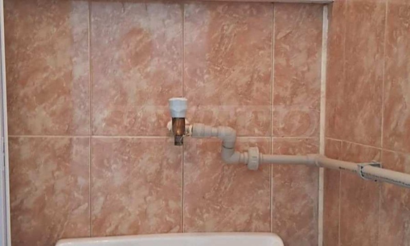 Продава МАГАЗИН, гр. Горна Оряховица, област Велико Търново, снимка 9 - Магазини - 53286797