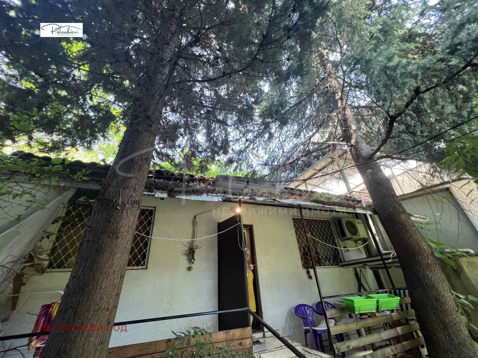Продава КЪЩА, гр. Бургас, Център, снимка 2 - Къщи - 55403747