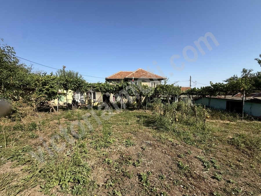 Продава КЪЩА, с. Куцина, област Велико Търново, снимка 15 - Къщи - 55637195