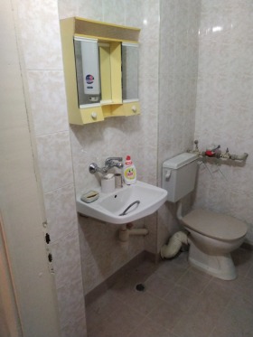 Hus Gulv Divdyadovo, Shumen 4