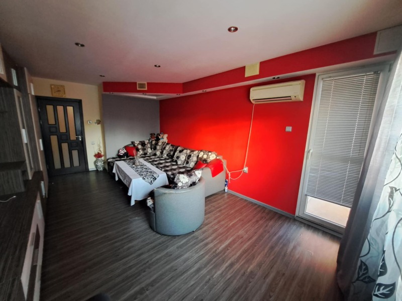 Продава 3-СТАЕН, гр. Русе, Родина 1, снимка 3 - Апартаменти - 52538677