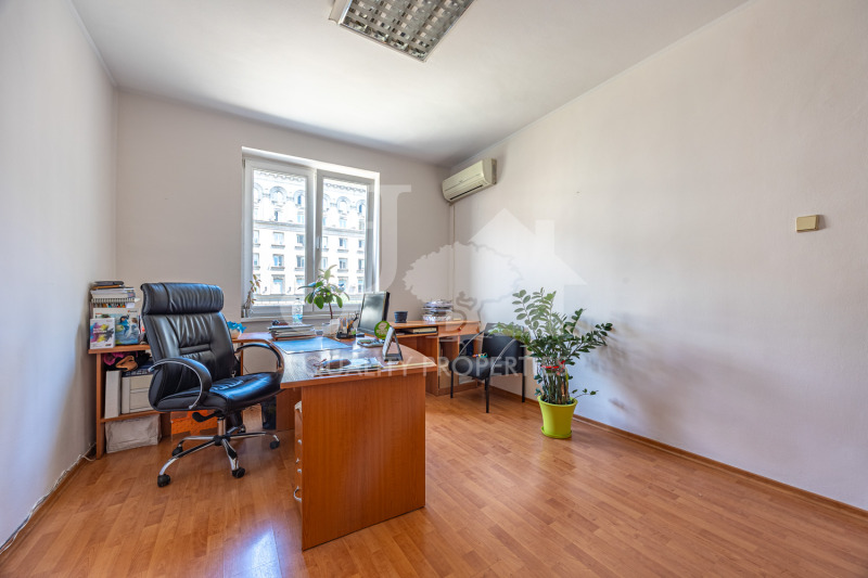 Продава  Офис град София , Център , 75 кв.м | 25647231 - изображение [7]