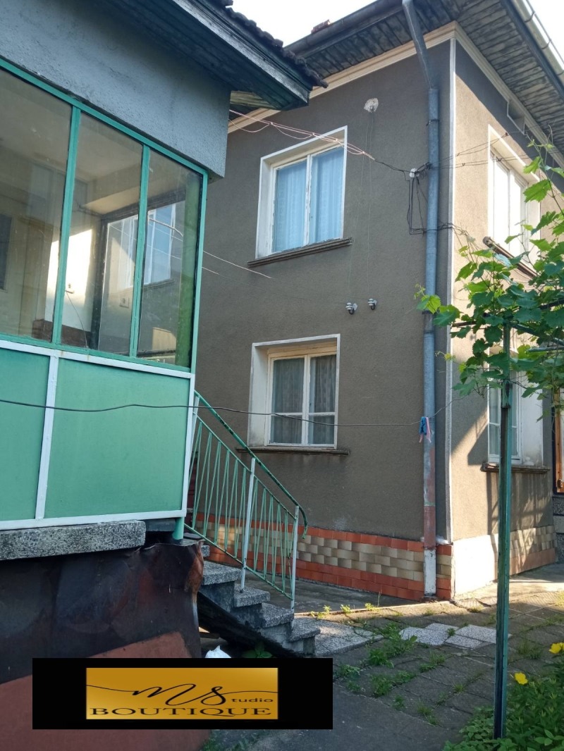 Продава  Къща, област София, гр. Етрополе • 69 990 EUR • ID 83026551 — holmes.bg - [1] 