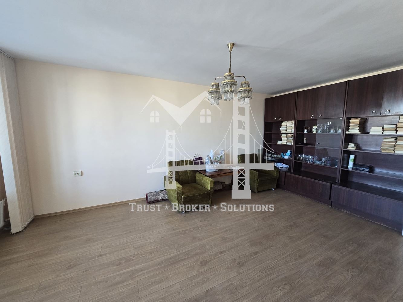 Продава 3-СТАЕН, гр. София, Хиподрума, снимка 3 - Апартаменти - 56016909