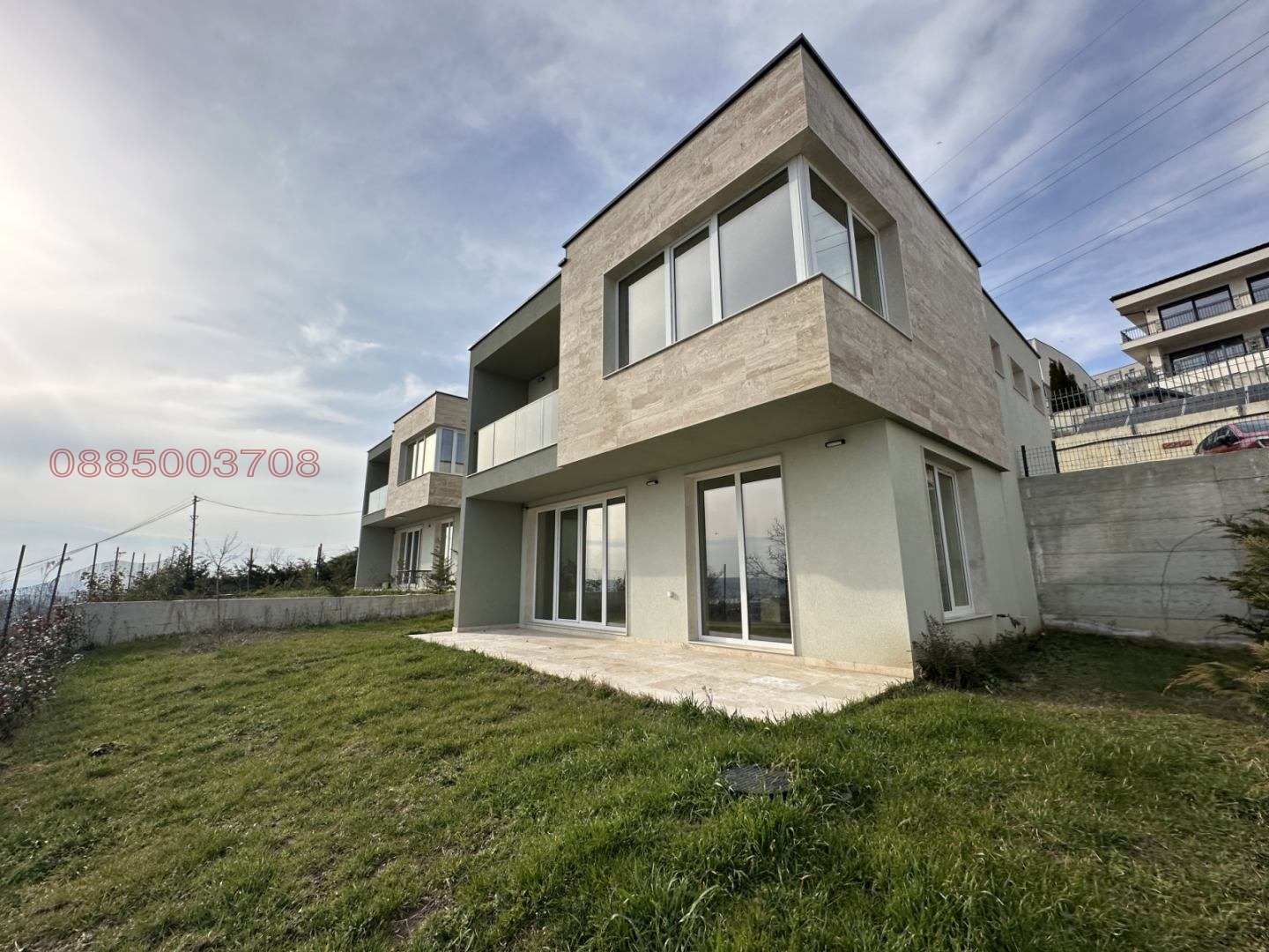 Продава КЪЩА, гр. Варна, м-т Пчелина