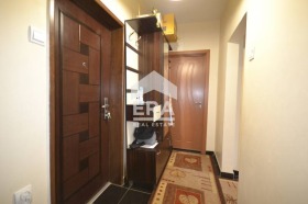 1 bedroom Vazrazhdane, Haskovo 3