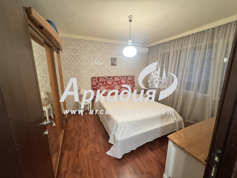 Te koop  2 slaapkamers Plovdiv , Tsentar , 130 m² | 35818984 - afbeelding [7]