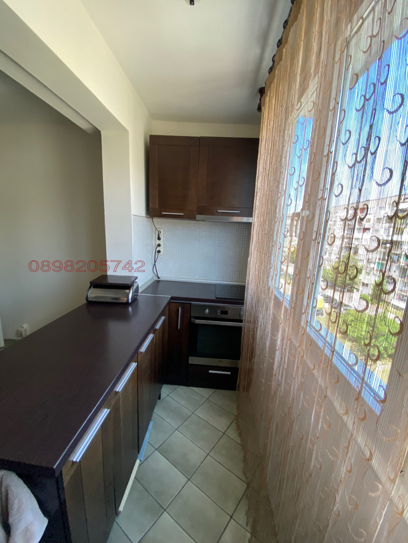 Продава 4-СТАЕН, гр. Перник, Изток, снимка 8 - Апартаменти - 52785921