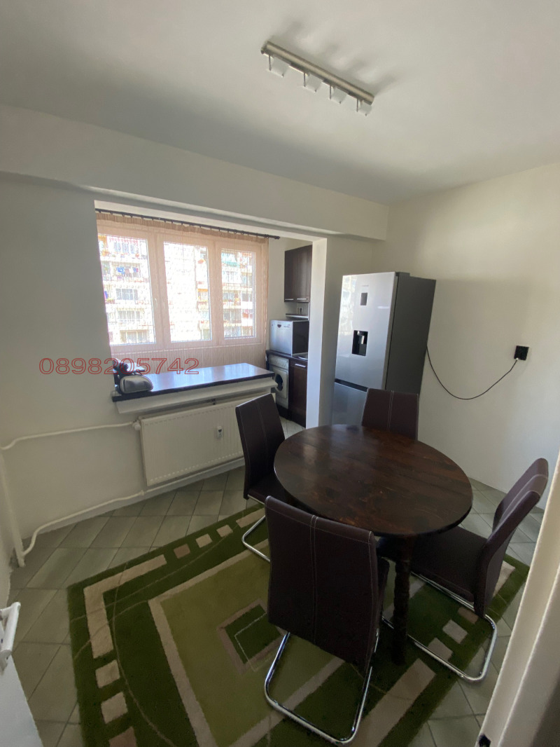 Продава 4-СТАЕН, гр. Перник, Изток, снимка 9 - Апартаменти - 52785921