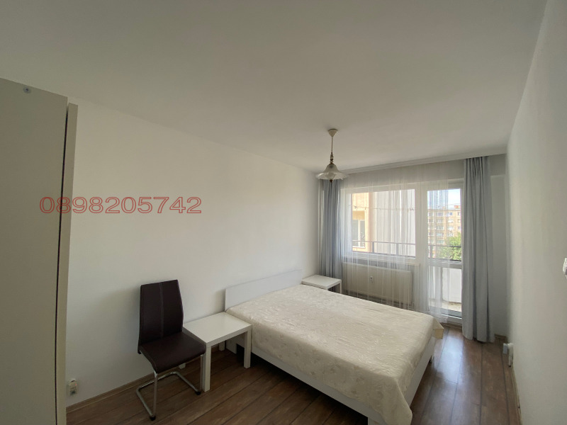 Продава 4-СТАЕН, гр. Перник, Изток, снимка 4 - Апартаменти - 52785921