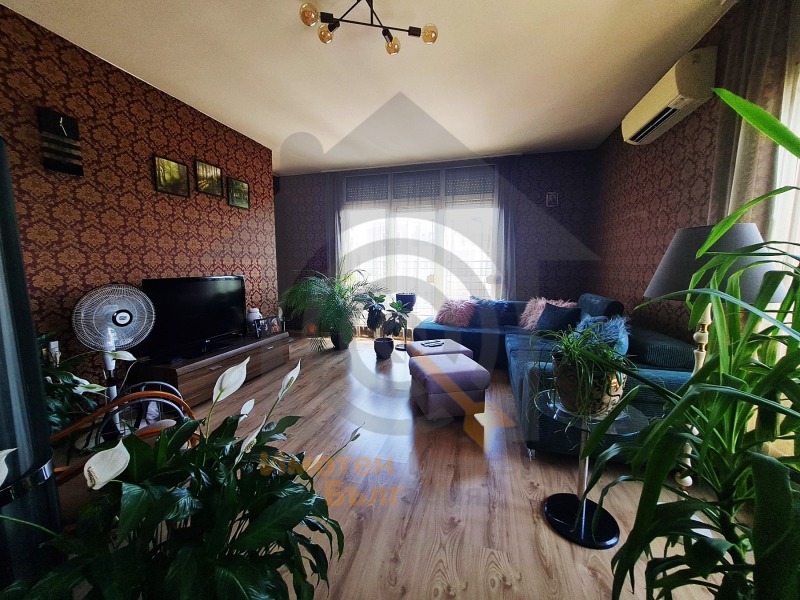 Na prodej  3+ ložnice Sofia , Družba 2 , 130 m2 | 59472577 - obraz [2]