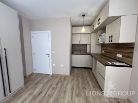 Продава  2-стаен, град Варна