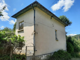 КЪЩА, 171 m2