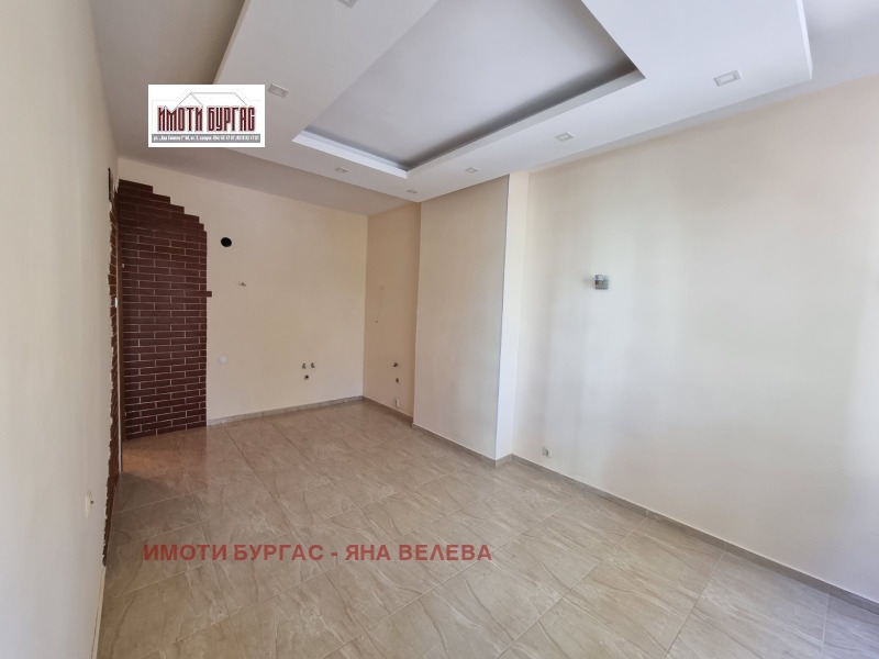 На продаж  1 спальня Бургас , Възраждане , 47 кв.м | 32580244 - зображення [2]