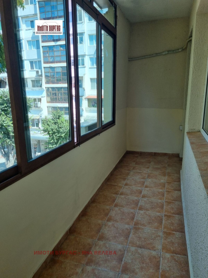 На продаж  1 спальня Бургас , Възраждане , 47 кв.м | 32580244 - зображення [3]