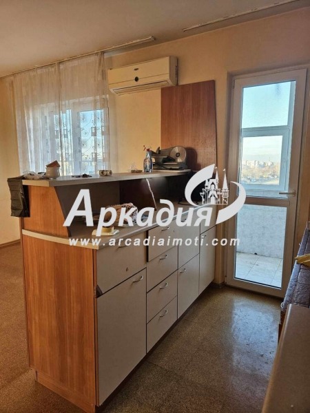 Продава  3-стаен град Пловдив , Тракия , 92 кв.м | 88199861 - изображение [2]