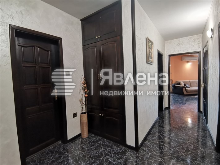 Продава 3-СТАЕН, гр. Пловдив, Младежки Хълм, снимка 11 - Aпартаменти - 47429213