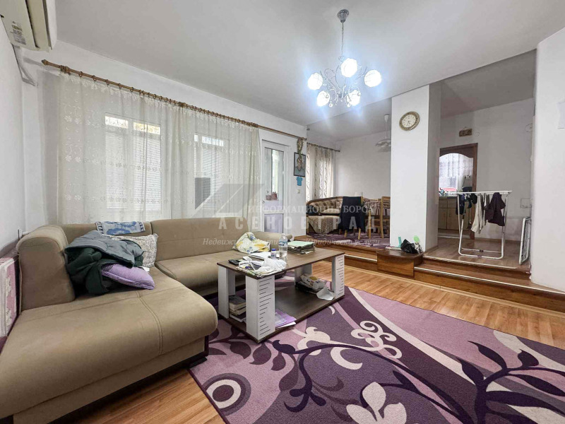 Продава 3-СТАЕН, област Пловдив, гр. Асеновград • 145000 € / 283595.35 лв. • 69531980 1