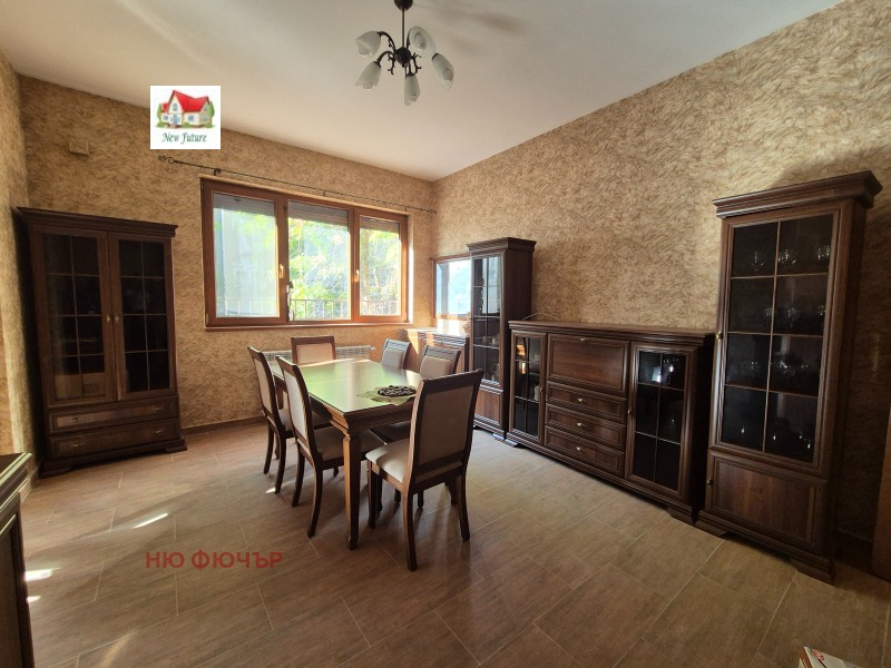 De vânzare  3 dormitoare Sofia , Țentâr , 141 mp | 73676077 - imagine [2]