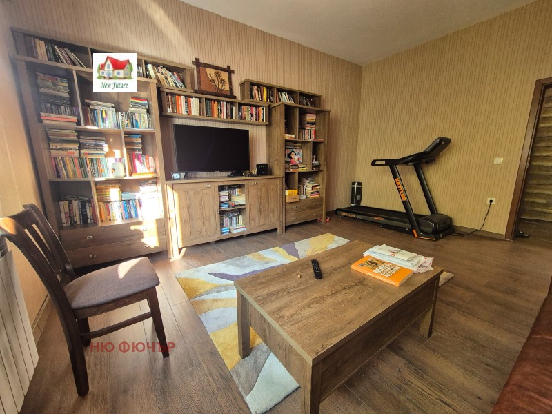 De vânzare  3 dormitoare Sofia , Țentâr , 141 mp | 73676077 - imagine [15]