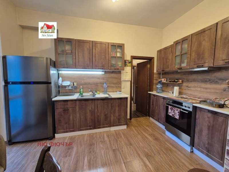 De vânzare  3 dormitoare Sofia , Țentâr , 141 mp | 73676077 - imagine [4]