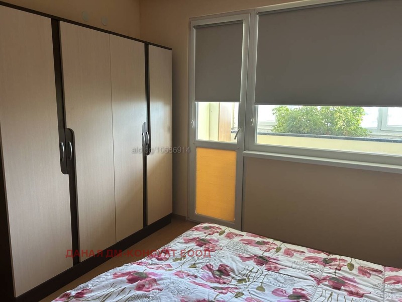 Продава МНОГОСТАЕН, гр. Шумен, Пазара, снимка 11 - Апартаменти - 52330150