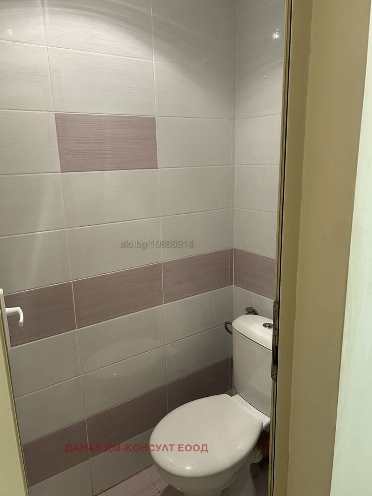 Продава МНОГОСТАЕН, гр. Шумен, Пазара, снимка 12 - Апартаменти - 52330150