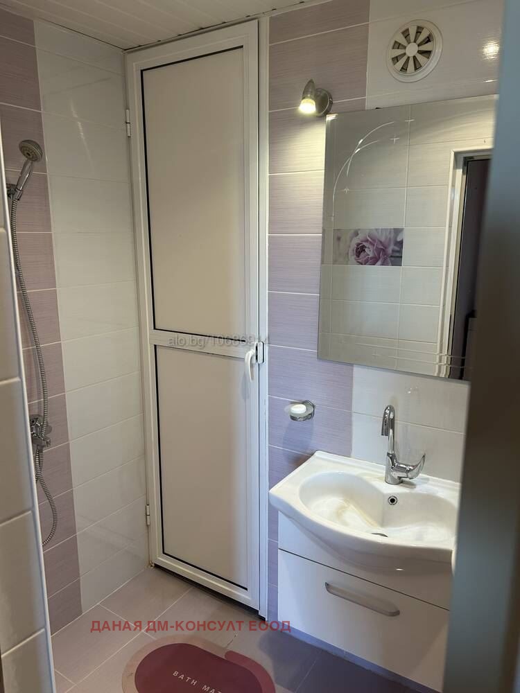 Продава МНОГОСТАЕН, гр. Шумен, Пазара, снимка 13 - Апартаменти - 52330150