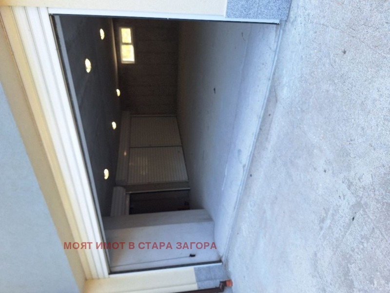 Zu verkaufen  Гараж, Паркомясто Stara Zagora , Tri tschutschura - sewer , 22 qm | 34711189 - Bild [2]